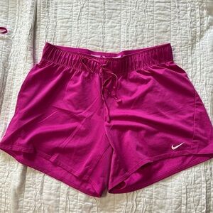Nike women’s shorts